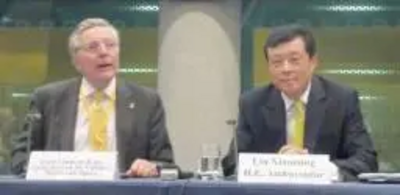 Lord Tim Clement-Jones and Ambassador Liu Xiao Ming